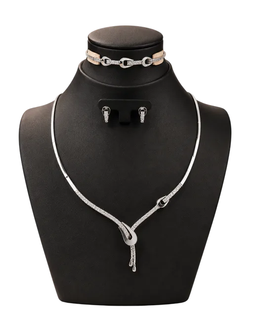 Goldenes Schmuckset 13