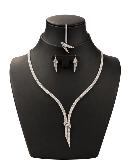 Goldenes Schmuckset 4
